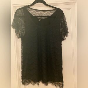 Uec Ann Taylor black lace shirt sleeve top. Size large